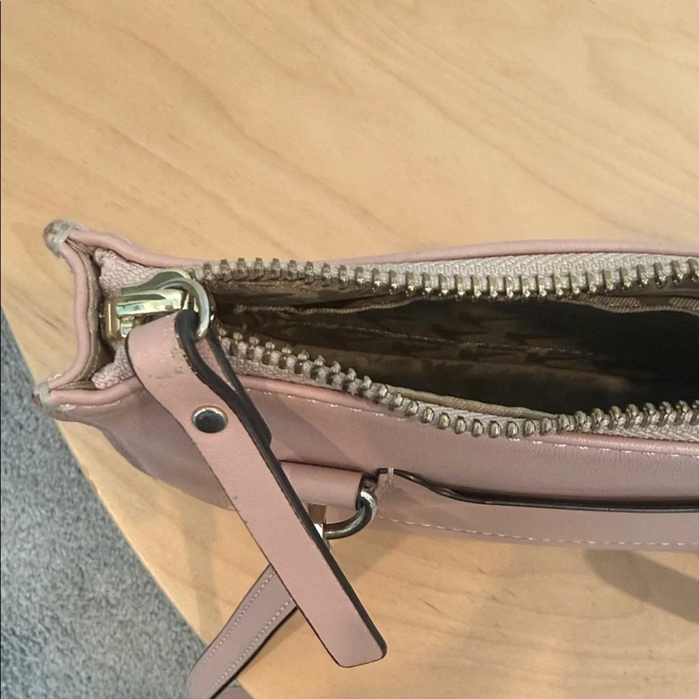 Lo & Sons Convertible Crossbody bag Dusty Rose. Saffiano Leather.